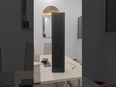 Zwarte diffuser voor essentiële oliën met geavanceerde technologie, met een oppervlakte van 2000 m2